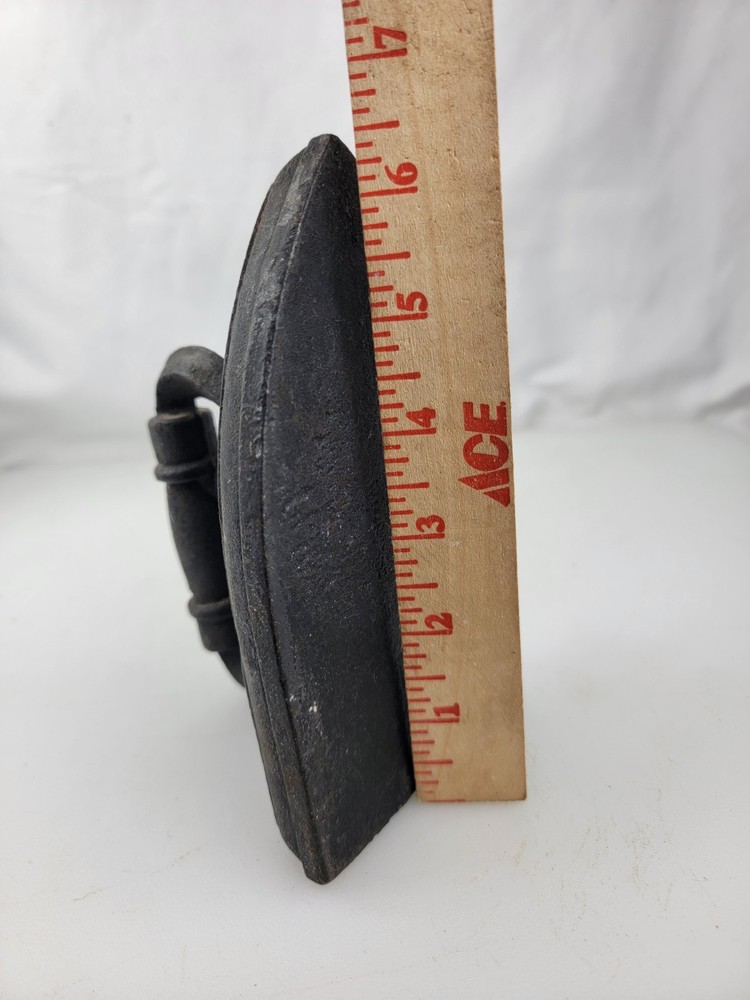 6.5" Cast Iron Flat Rustic Farmhouse Decor