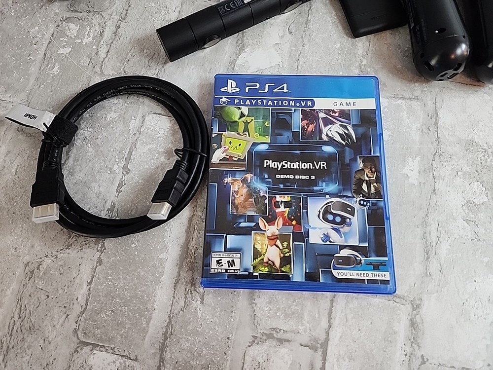 SONY PS4 VR Headset with Camera Bundle (PS4, Model CUH-ZVR2) Tested Working