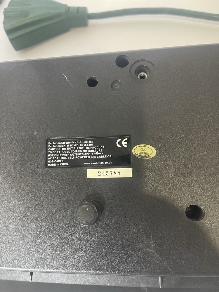 M-AUDIO EVOLUTION MK-36-1C 61-key USB MIDI keyboard controller