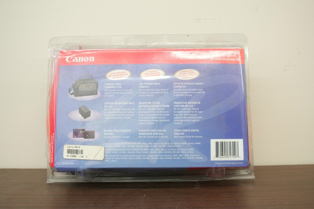 Canon ZR Series Accessory Kit