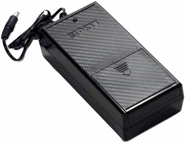 BOXY Brand External Battery Power Pack (3V) for BOXY Automatic Watch Winders