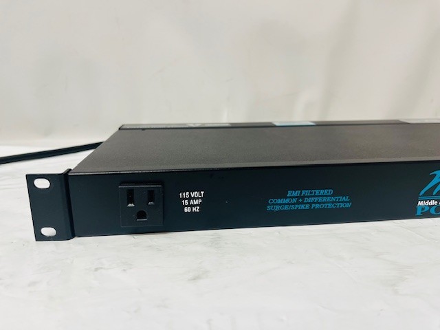 Middle Atlantic Power Center PD-915R