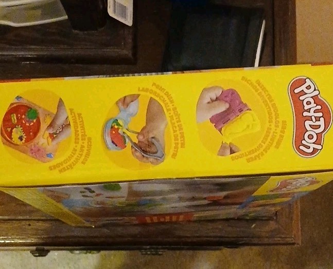 Hasbro Play-Doh Light & Look Microscope