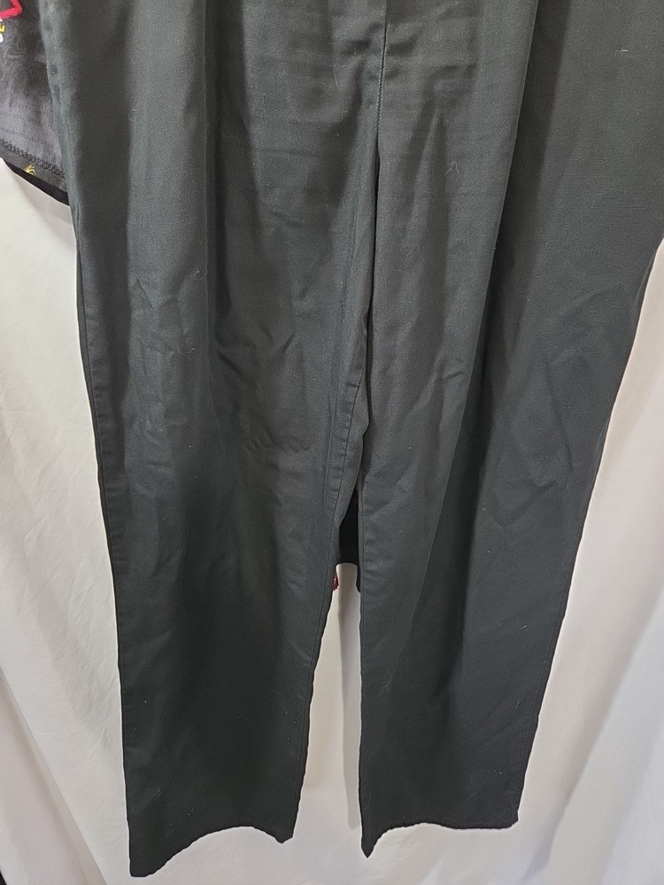 Dr.seuss Grinch Scrub Set Top And Pants Stretch Size M