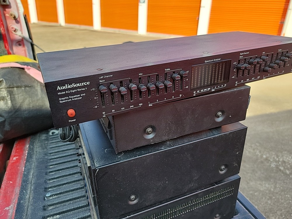 AudioSource - Model EQ Eight/Series II - 10 Band Graphic Equalizer Tested