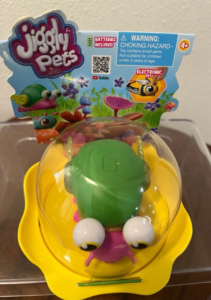 Jiggly Pets Jiggly Bugs Snail - NIB