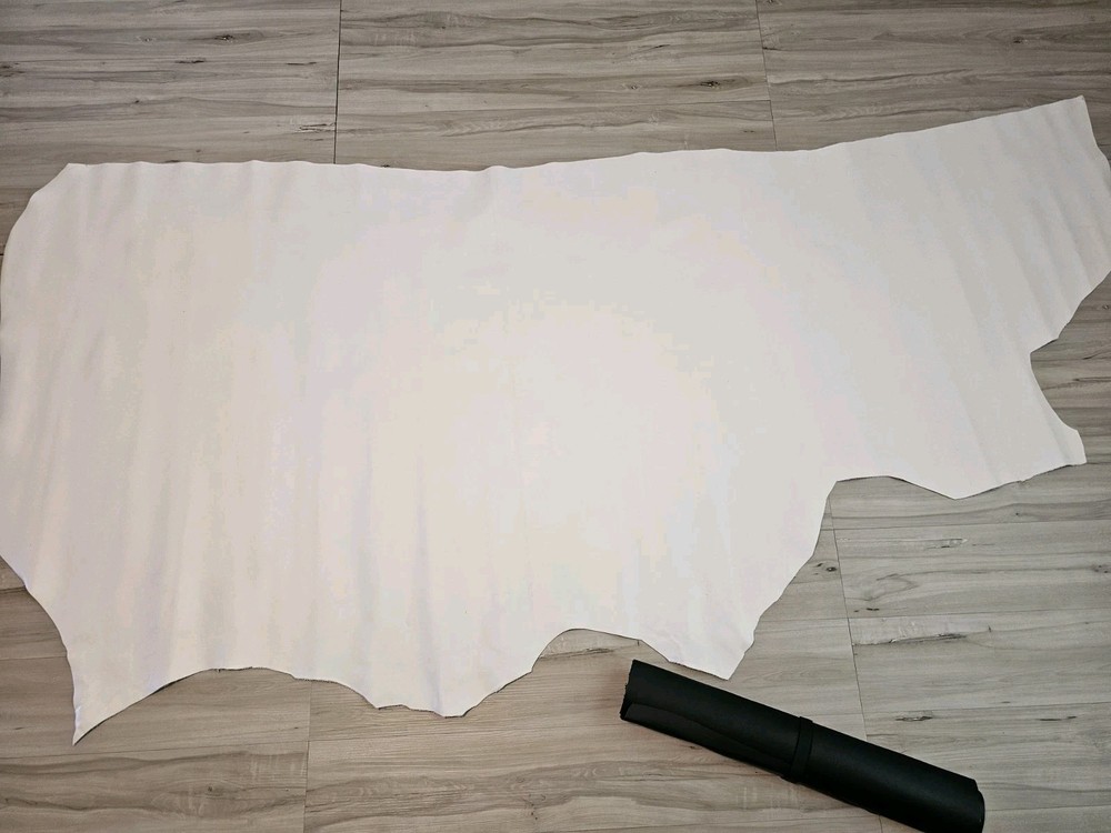 4oz MATTE PURE WHITE SMOOTH GRAIN LEATHER HIDE SIDE PANEL/SHEET 22+sqf Med SOFT