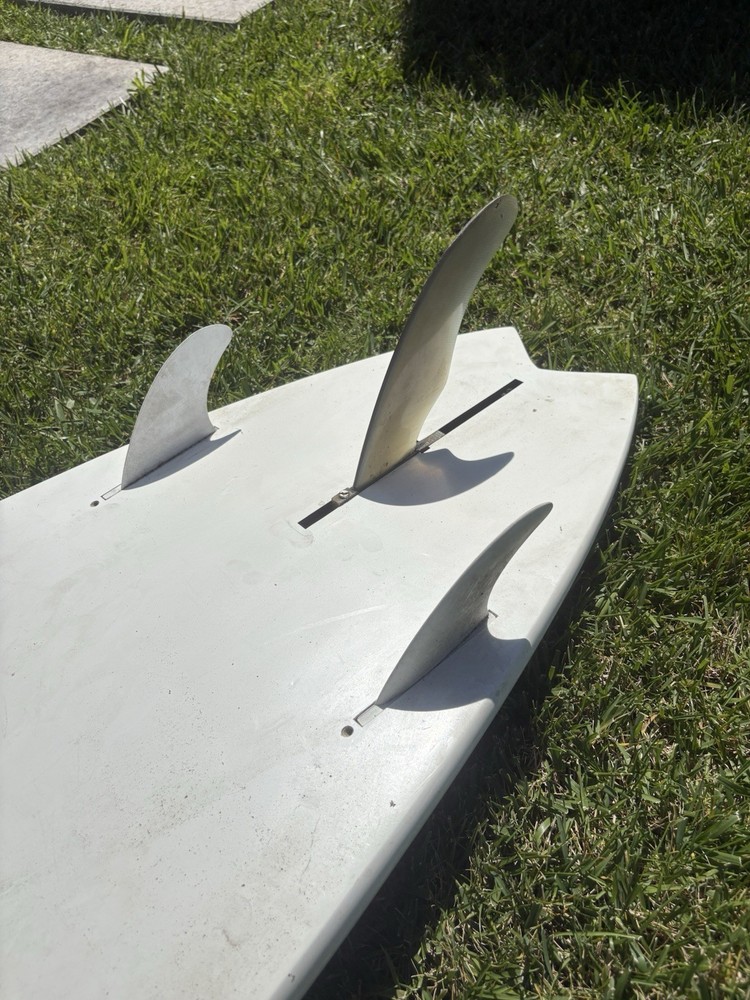 AIPA Fish Surfboard Tri Fin Setup White Red Classic Surf Board