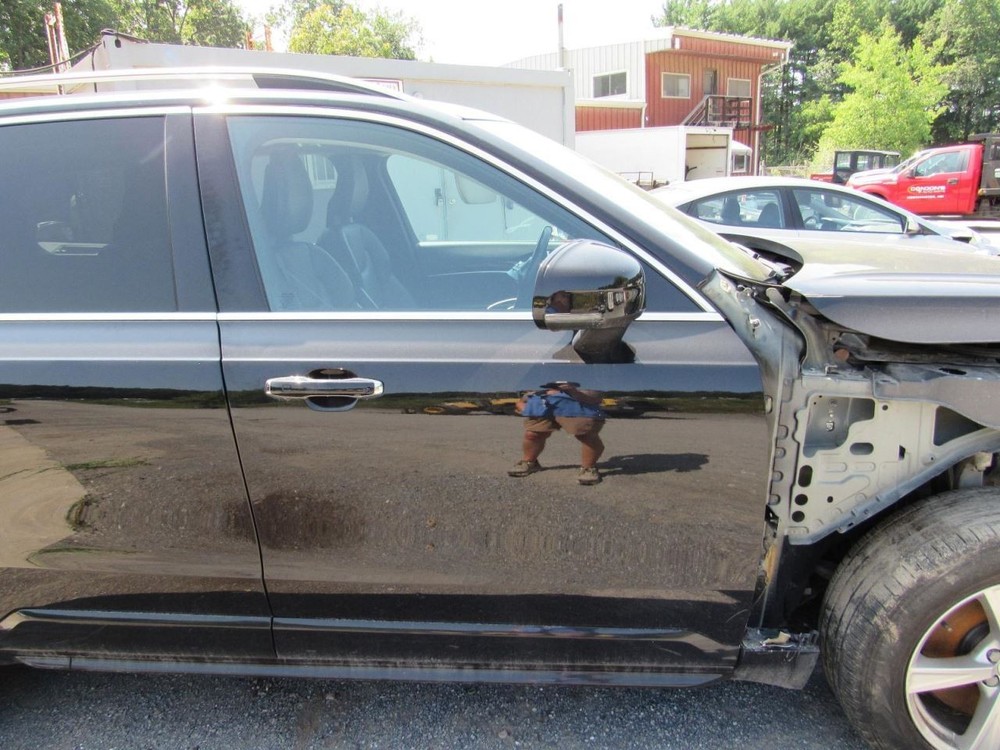 XC90 2018 Glove Box 1066728