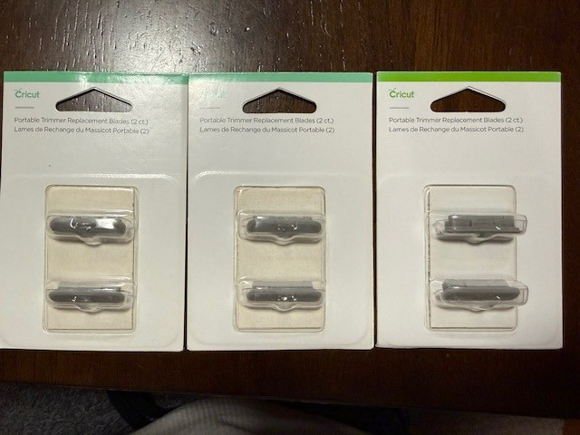 NEW Cricut PORTABLE TRIMMER REPLACEMENT BLADES  #2002675 6-PACK!