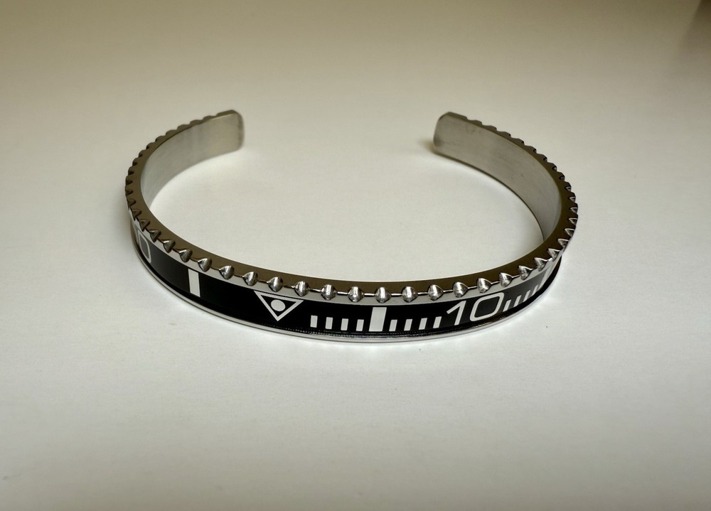 Black Bezel Bangle Bracelet Stainless Steel