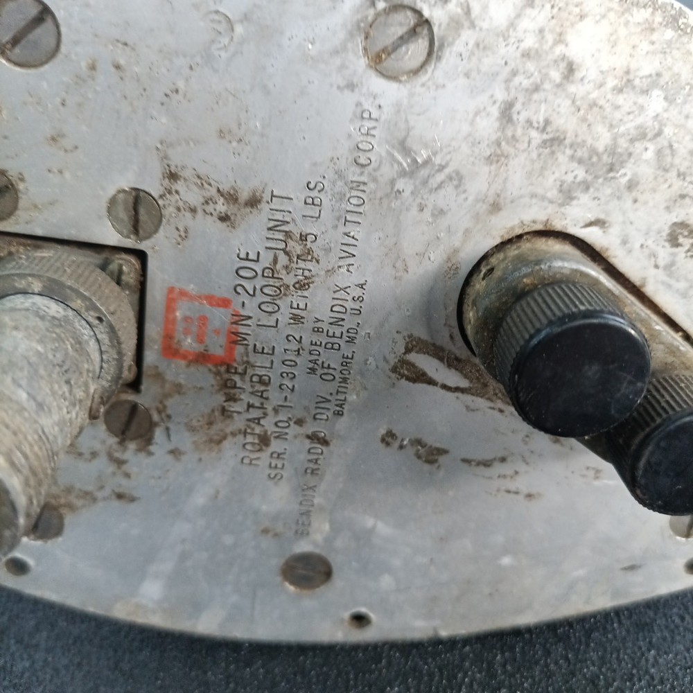 WW II - B-17 - Bendix MN-20E - Rotatable Loop Unit A6
