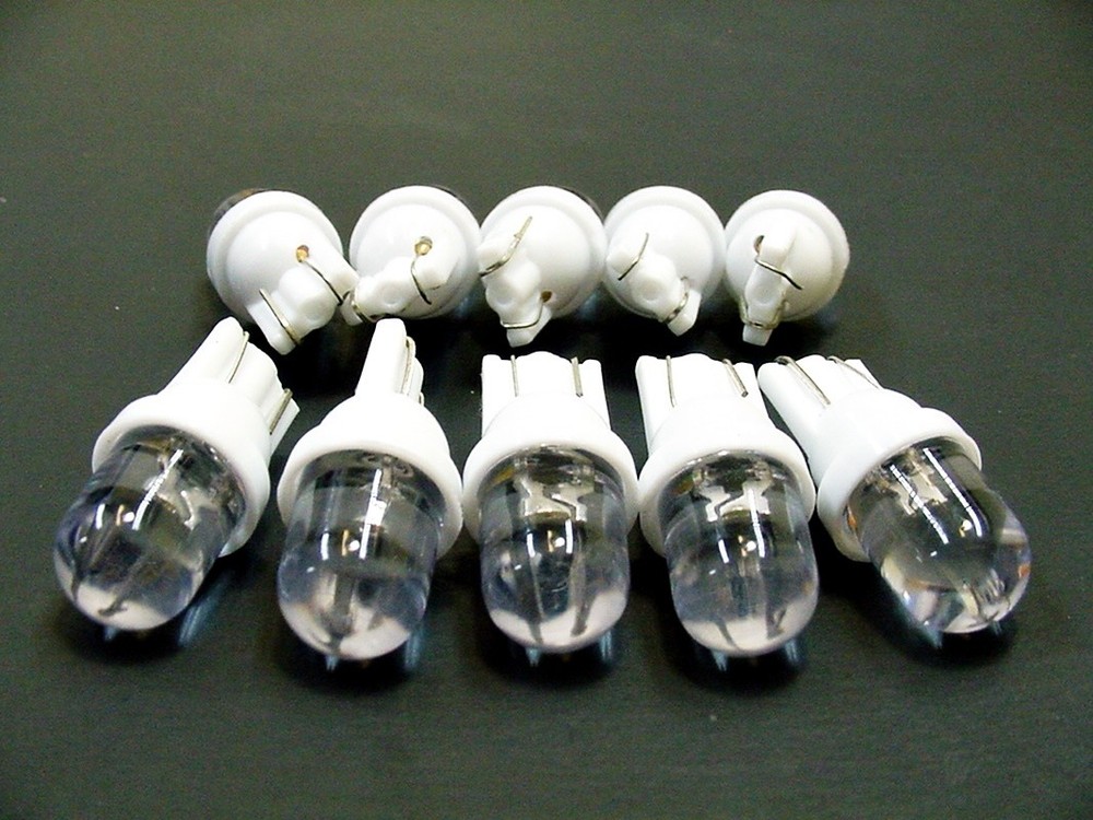 10x GM Super White 194 Wedge Dome LED Dashboard Instrument Panel Indicator Light