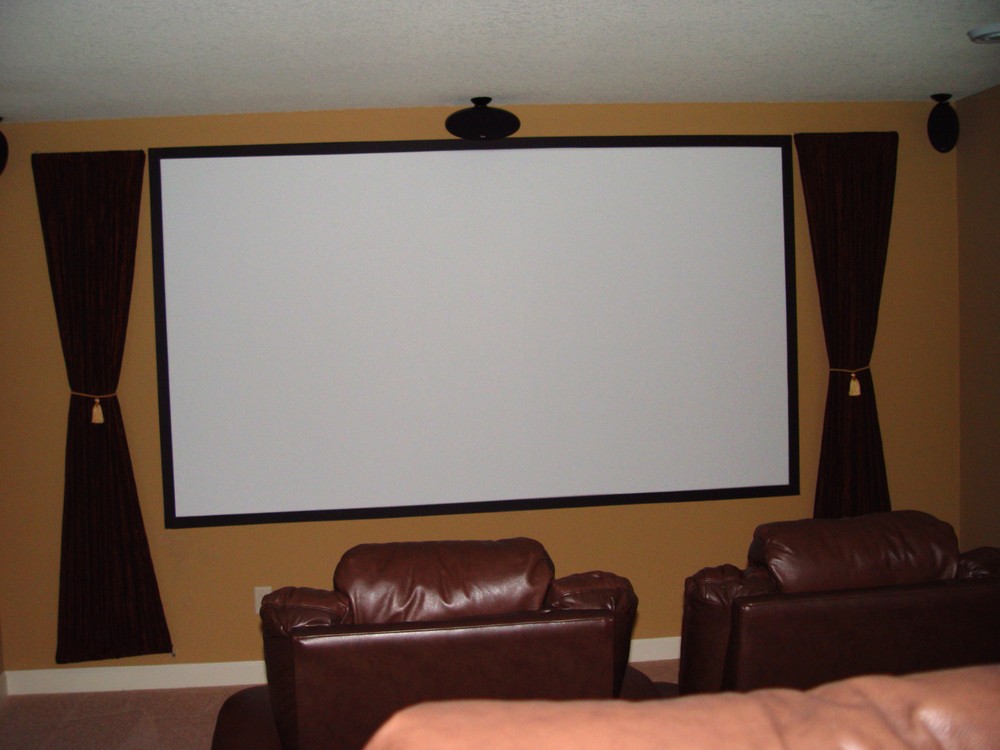 HD Projector / Projection Screen Paint Kit, Movie Projector, Front Projection