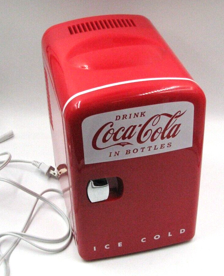 Coca-Cola Koolatron Retro Mini Fridge,  KWC-4