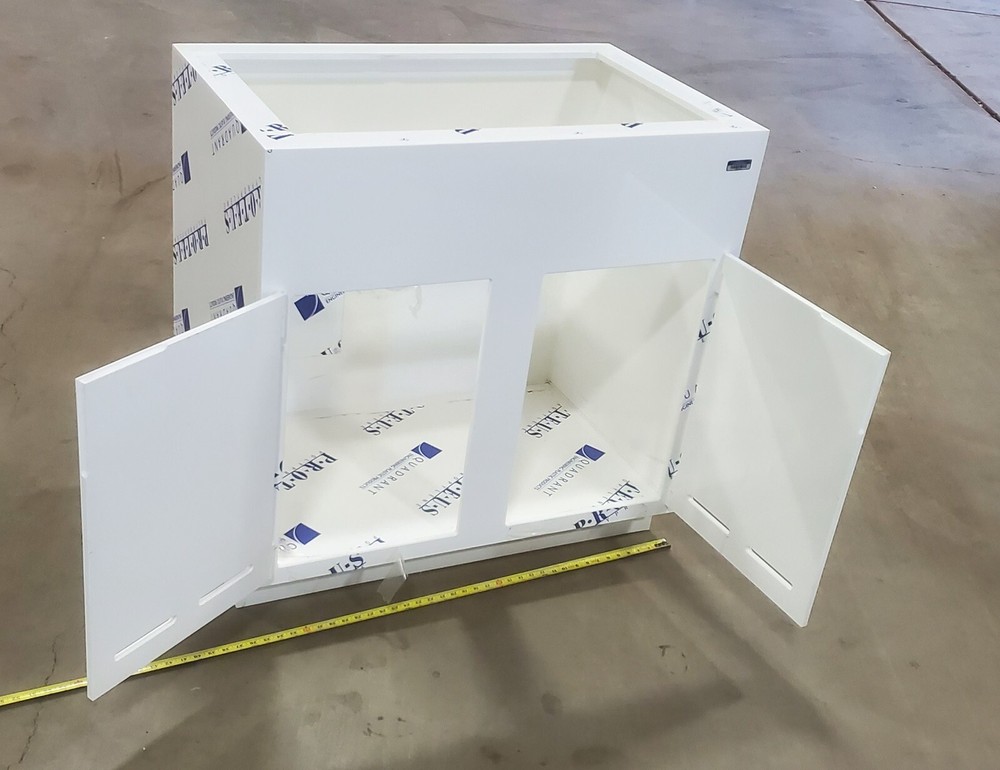 TFI Inline 36x22x36" Polypropylene Laboratory non-metalic casework base 1/2"