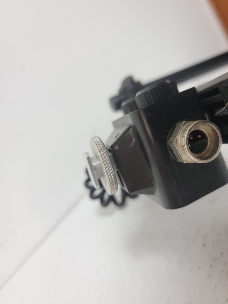 EXCELLENT IKELITE DUAL ADJUSTABLE FLASH BRACKET WITH TTL SYNC CORD FOR NIKONOS