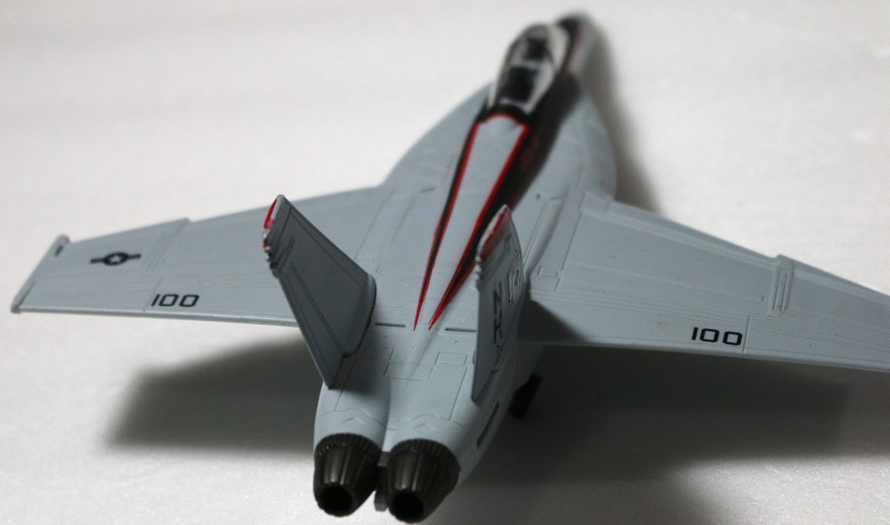 2009 UNIMAX DEE 109 VFA-41 PLANE