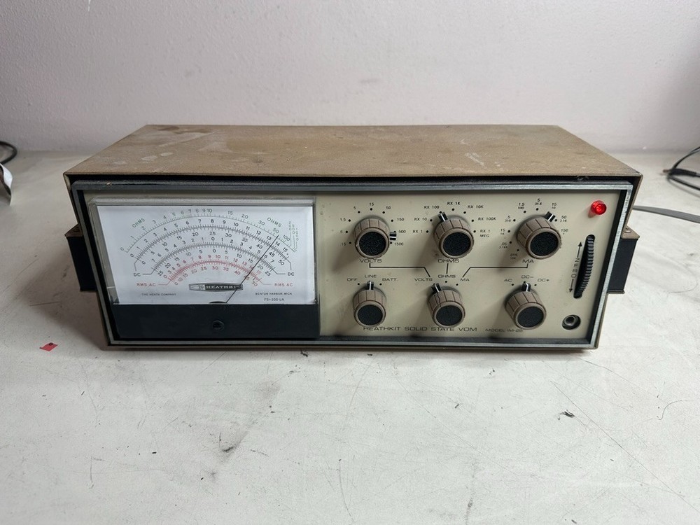 RARE VINTAGE Heathkit Solid State VOM Model IM-25 AS-IS Powers On