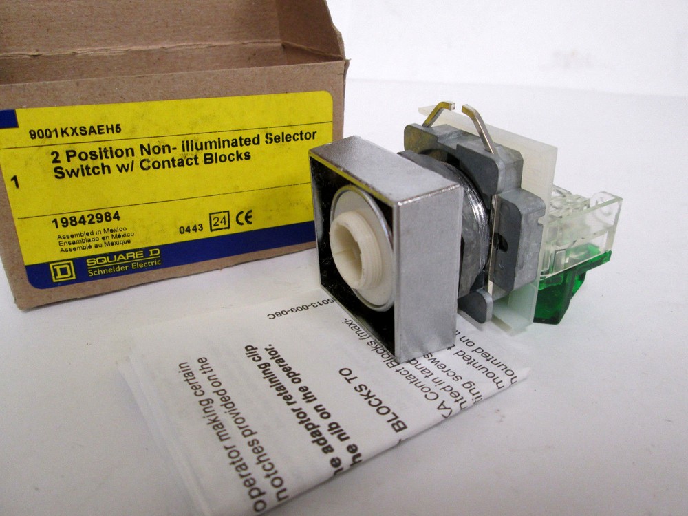 Square D 9001KXSAEH5 Non-Illuminated Selector Switch