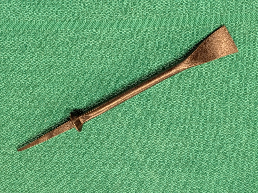 EARLY Buck Brothers #13 Front Bent Sweep Chisel London Pattern Carving Tool NICE