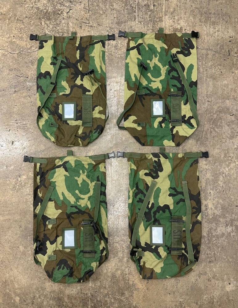 ( 1 ) NOS Woodland Compression Stuff Sack, US Military, V-42
