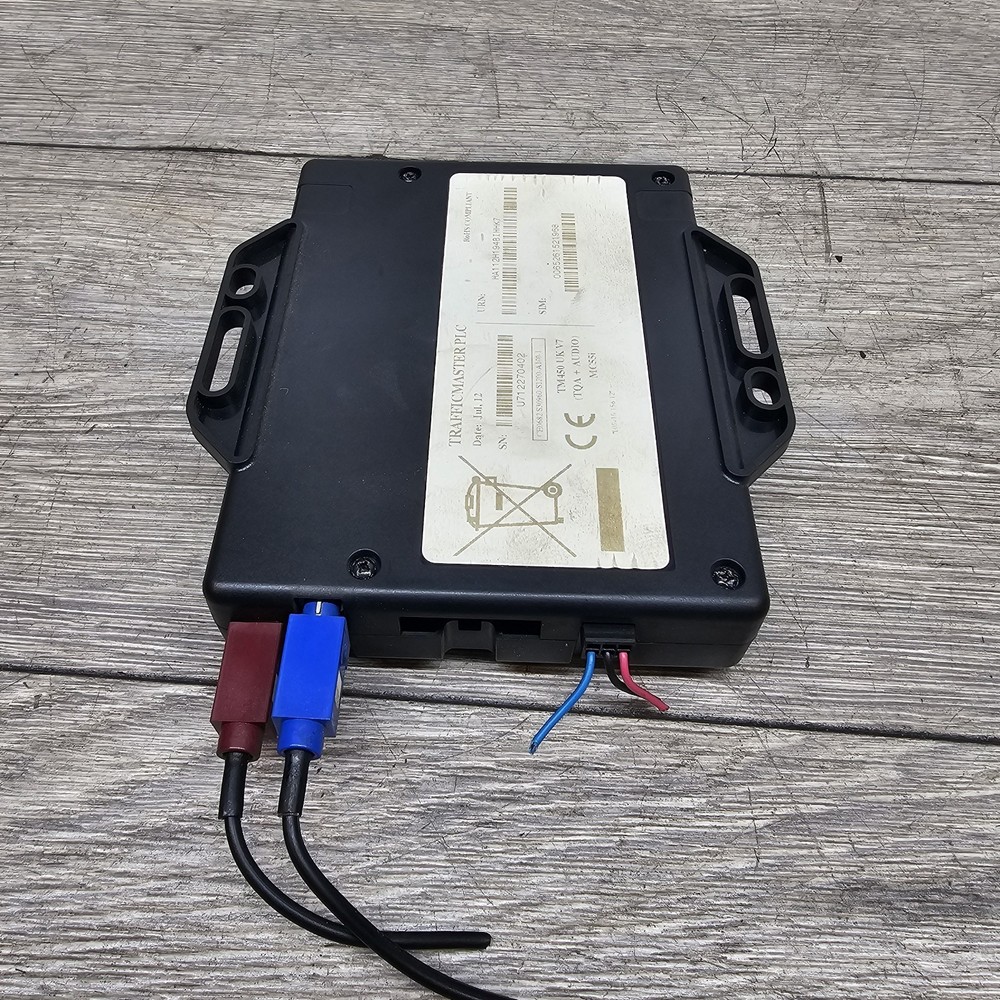TRAFFICMASTER PLC TM 450 UK V7 VEHICLE TRACKER CONTROL MODULE