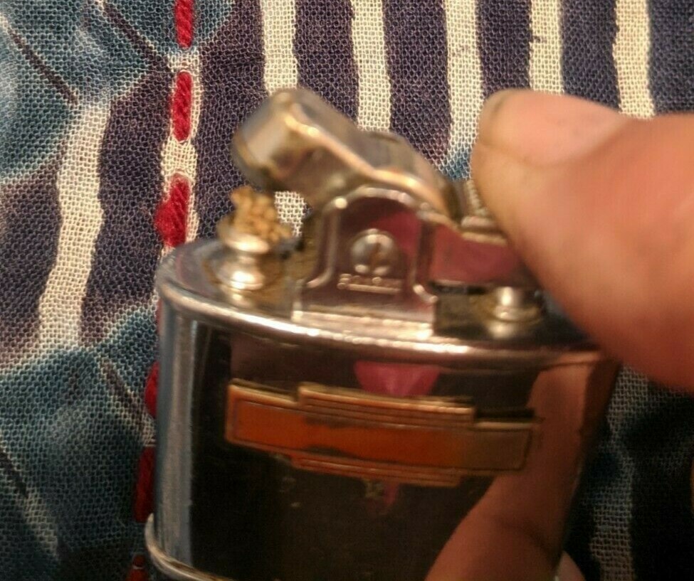 Vintage RONSON Standard Lighter