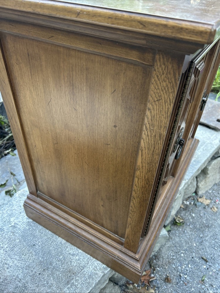 Vintage MCM Solid Wood & Veneer Nightstand End Table 26x24x16 Superb Condition