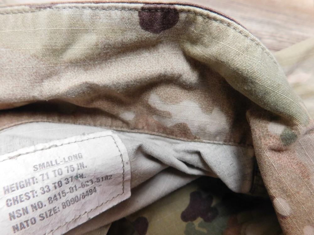 US ARMY OCP COAT SZ SMALL - LONG