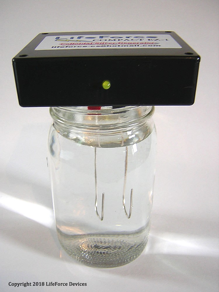 Compact EZ-1 Deluxe Colloidal Silver Generator Package by LifeForce Devices