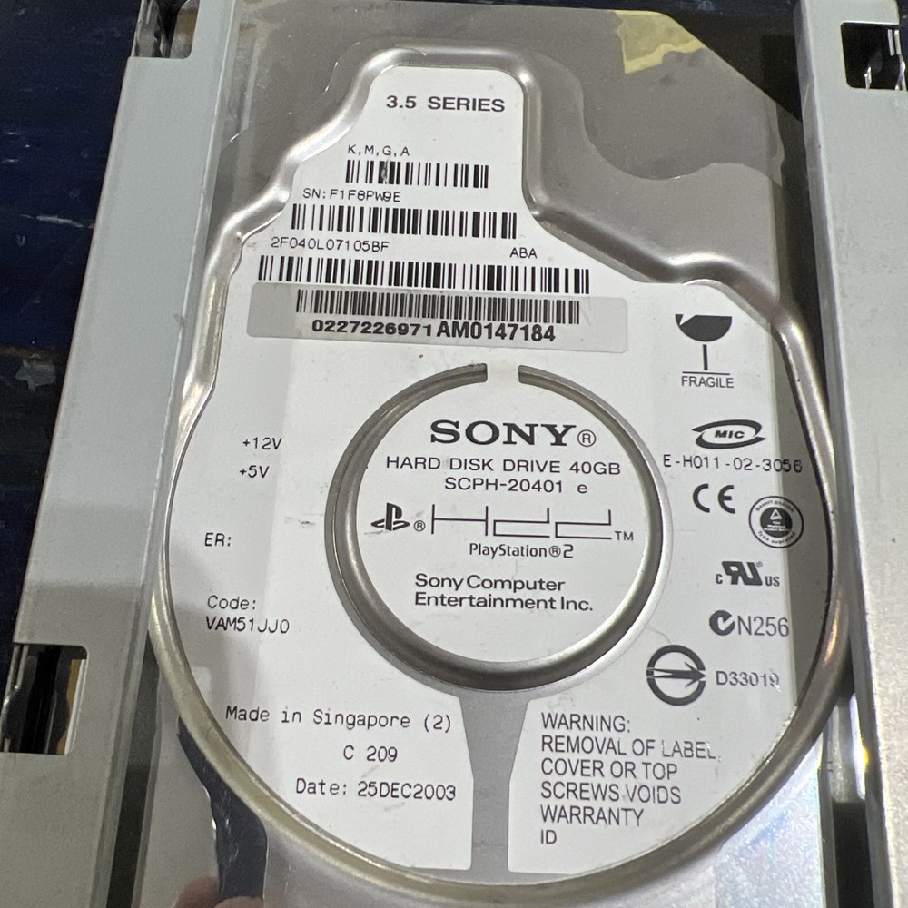 Sony PlayStation 2 PS2 Internal Hard Disk Drive 40GB SCPH-20401 with Bracket