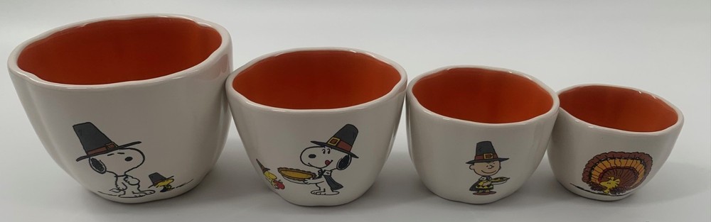 Peanuts - Snoopy Pilgrims Measuring Cup Set (Rae Dunn)