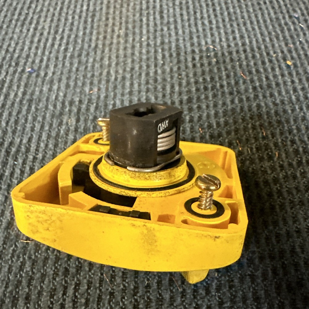 ALLEN BRADLEY 194R-HS4E OPERATING HANDLE B’s (stx)