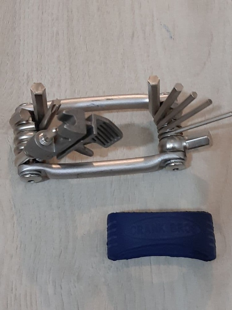 Controltech DH bar and C BROS multi-tool portable tool set