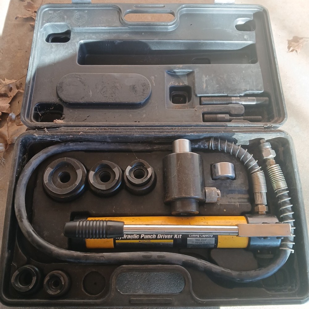 Pittsburgh Automotive hydraulic knockout punch driver kit 96718.