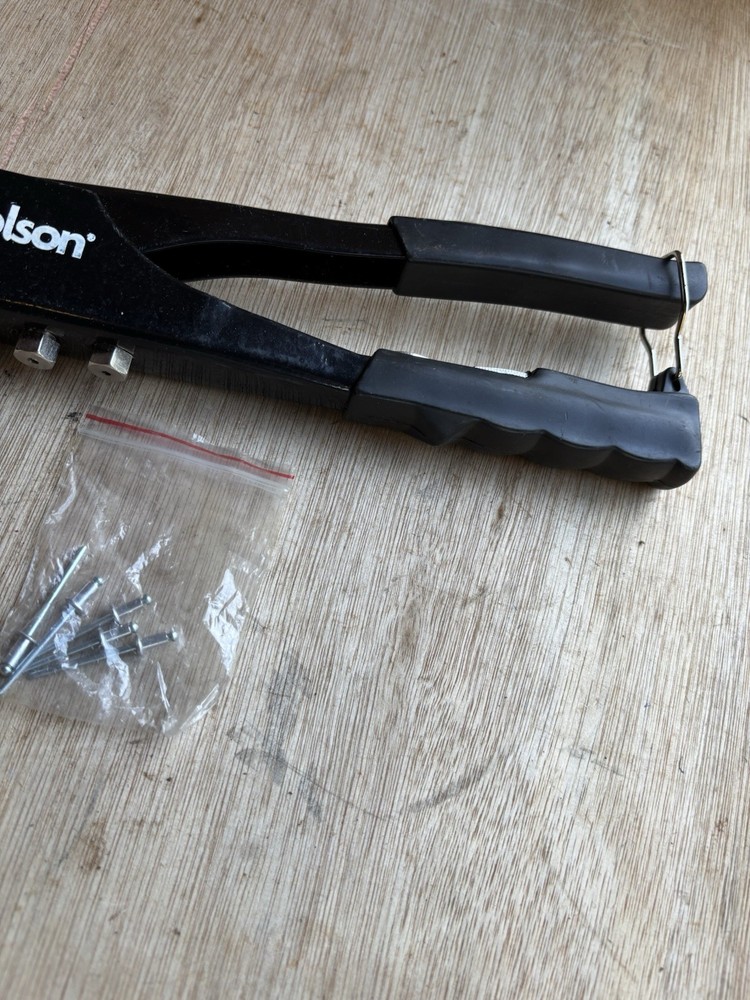 ROLSON MULTI SIZES TOOLS HAND POP RIVETER RIVETING GUN, WITH SOME POP RIVERTS