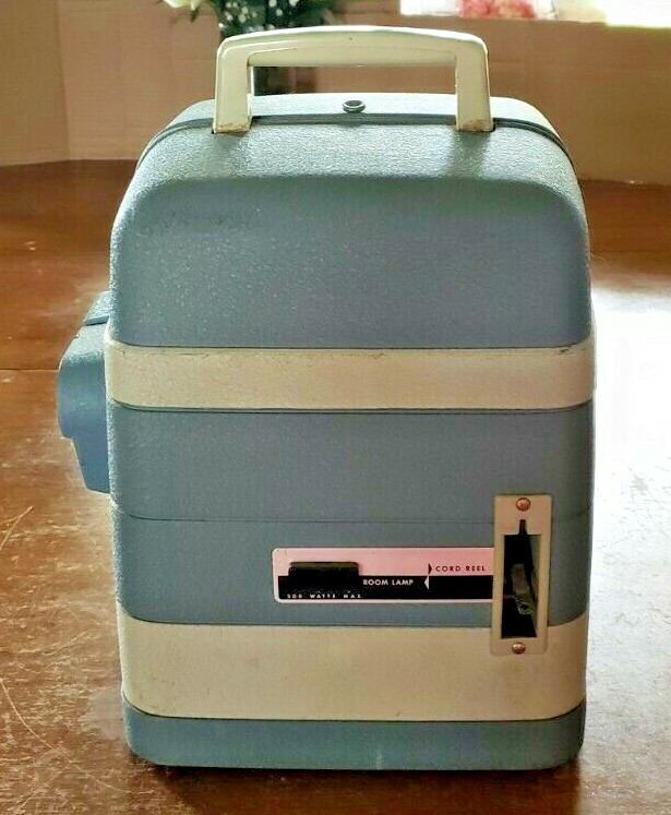 VINTAGE BELL & HOWELL SUPER AUTO LOAD PROJECTOR 8MM