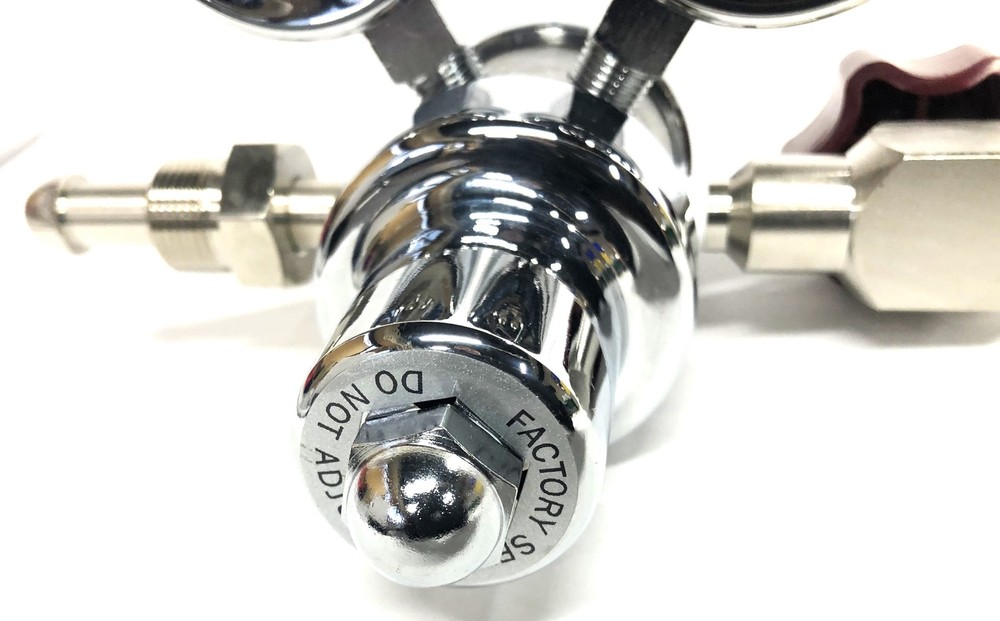 Serveron Corp 2000 PSI Pressure Regulator PRS20123301SP NOS