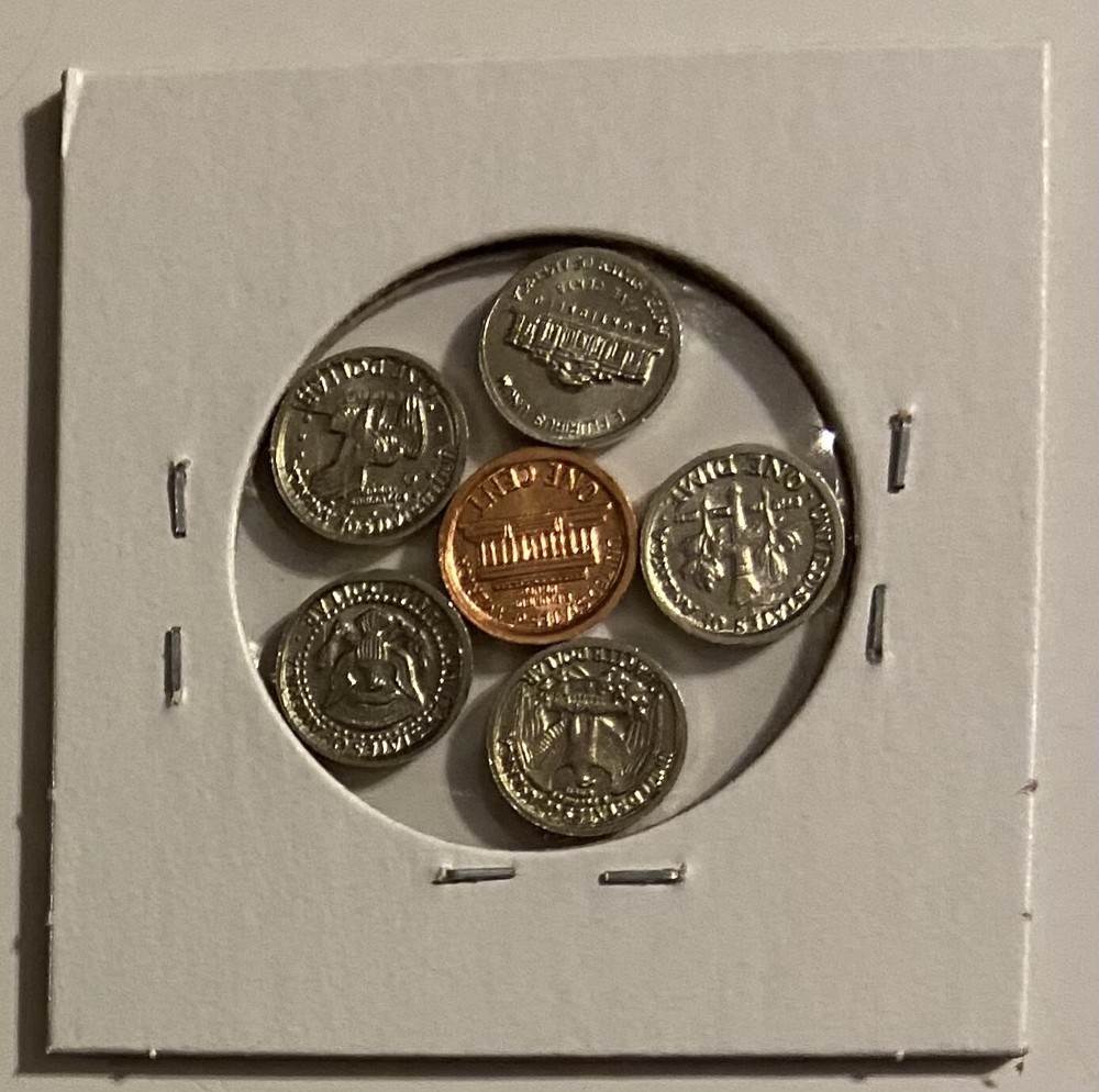 " BIDEN CHANGE " - MODERN MINI U.S. COINS SET IN HOLDER