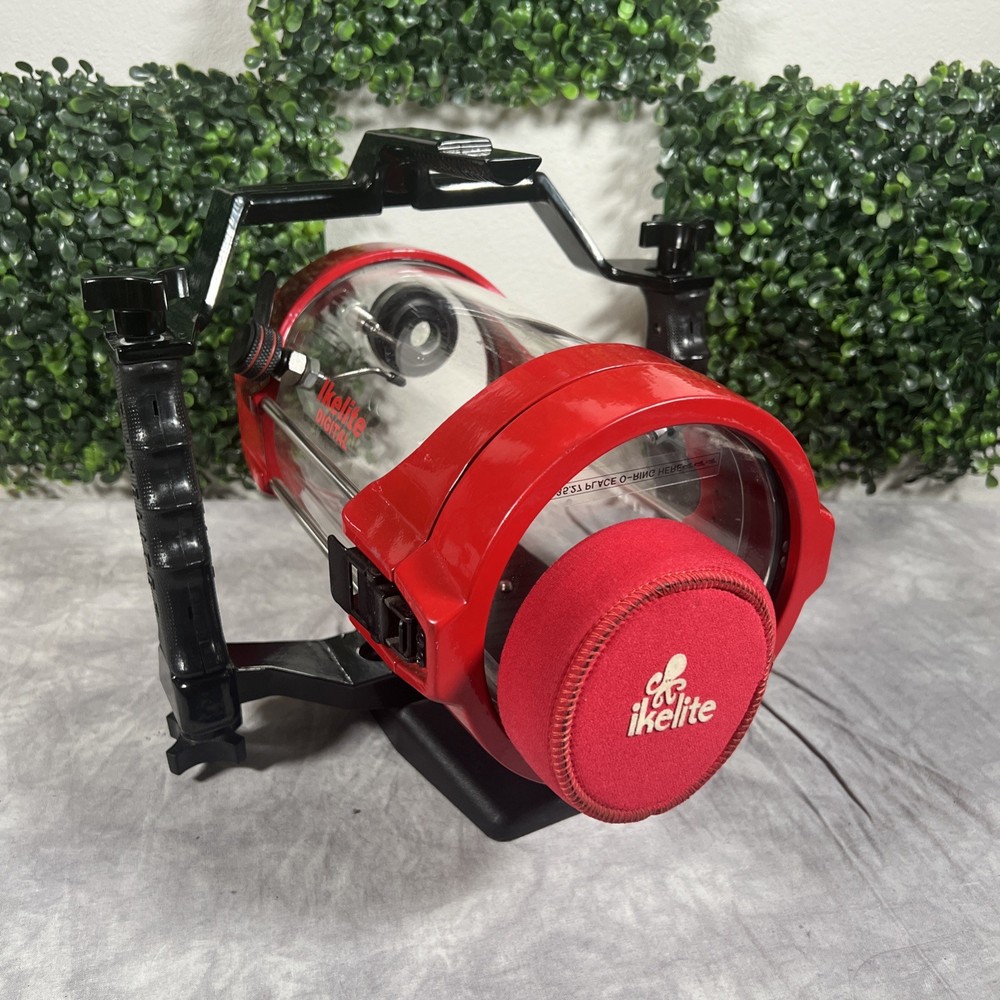 Ikelite Underwater Digital Camera Housing 6035.27