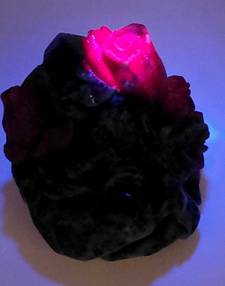 Ruby Zoisite Roses Carving- UV Reactive- WYSIWYG