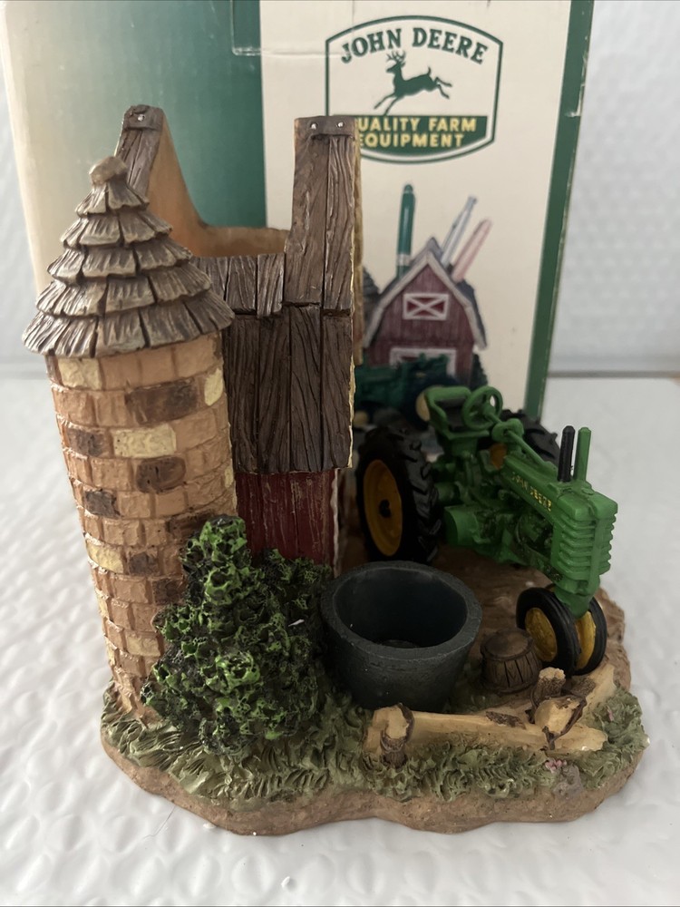John Deere Model “G”Tractor Pen Holder