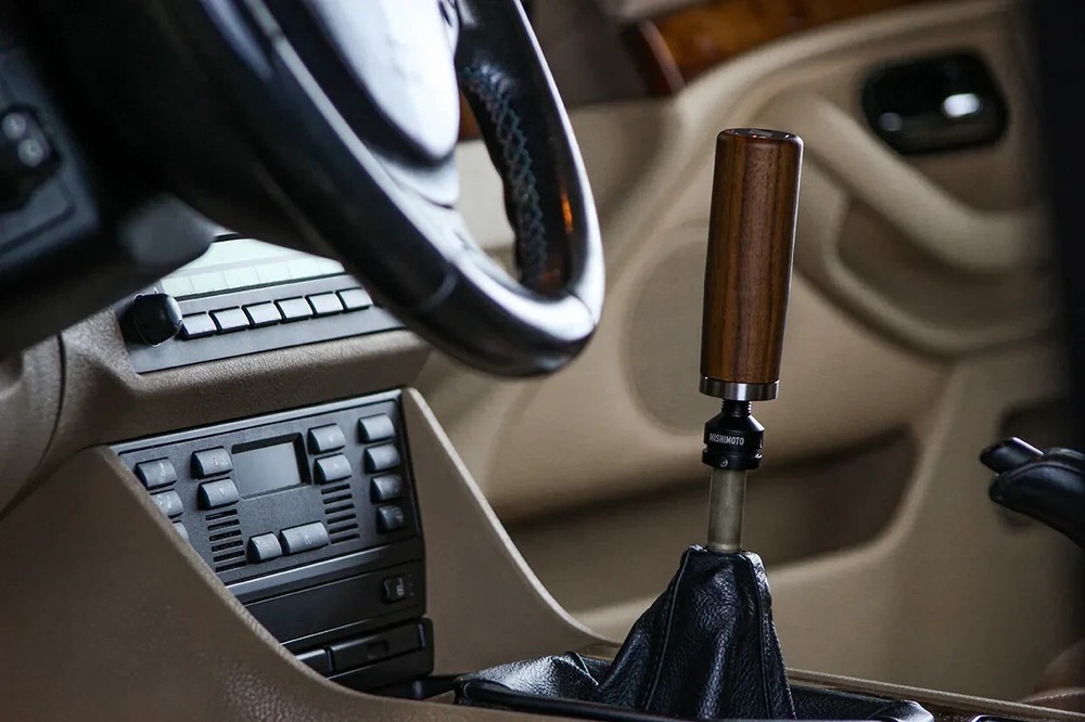 Mishimoto Non-Threaded Shift Knob Adapter Shift Knobs to For BMW Vehicles Black
