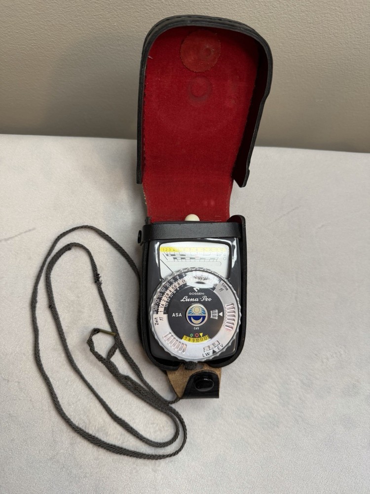 Gossen Luna-Pro Analog Light Meter CdS Sensor ASA Battery Control with Case