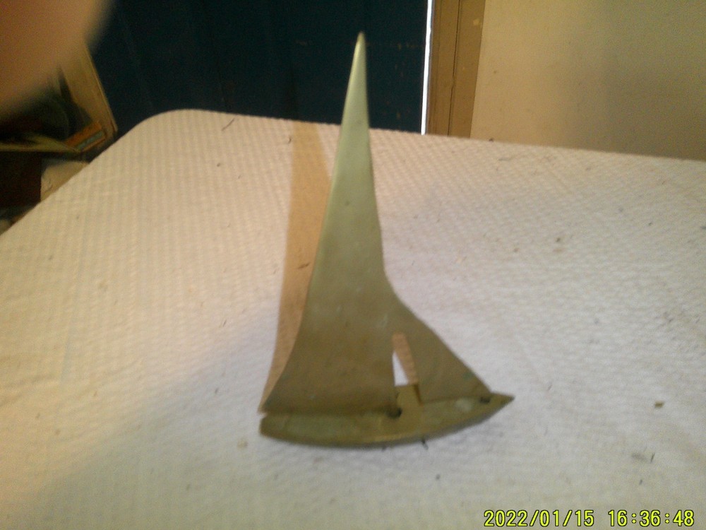 SOLID BRASS VINTAGE SAILBOAT BOAT FIGURE
