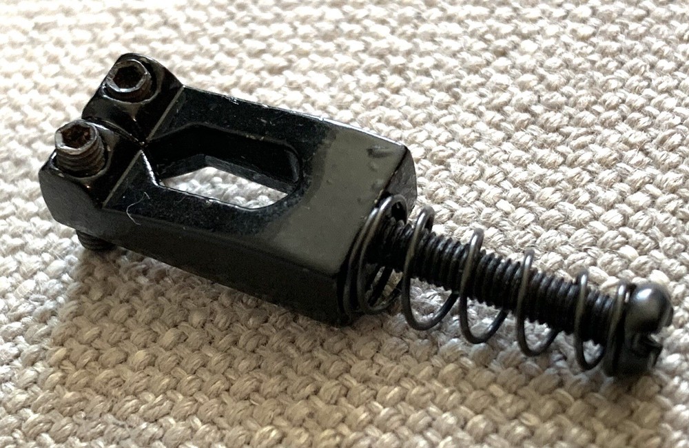 Mako Electric Guitar Bridge Original Black Saddle