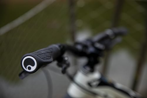 GA3 Grips Black