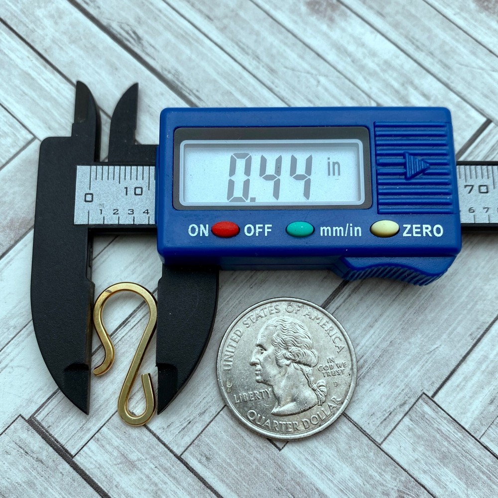 Shiny Brass Hook Clasps (MCL15)