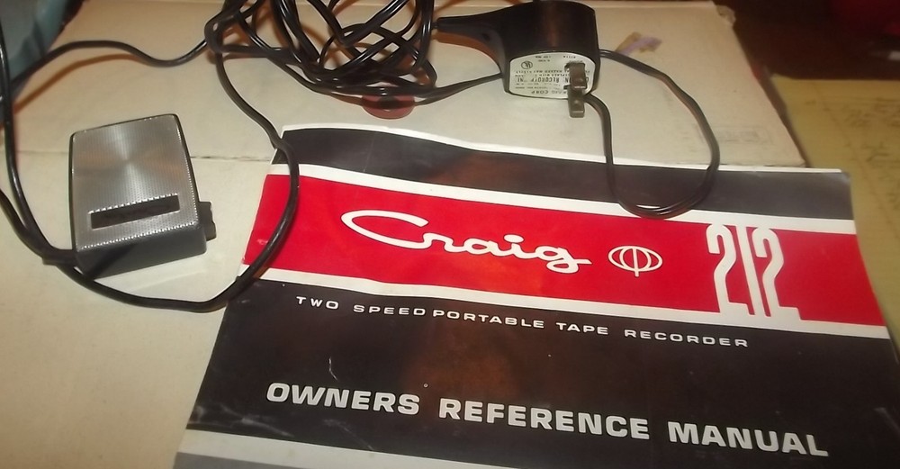 Craig Recorder Model 212 w/box directions plugs non working